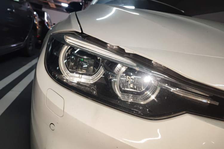 Used BMW 3 Series 2019 320i M Sport Night Edition Right Front Headlight