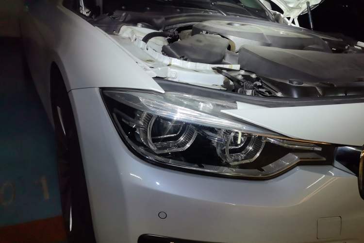 Used BMW 3 Series 2019 320Li Fashion Model Right Front Headlight
