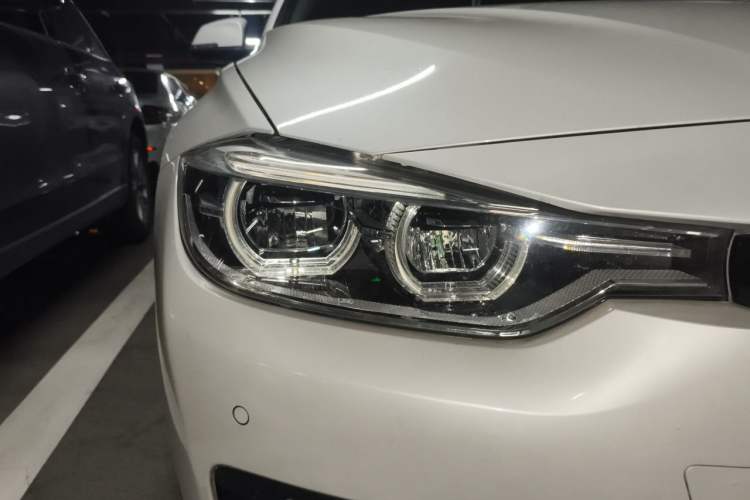 Used BMW 3 Series 2019 320Li Fashion Model Right Front Headlight