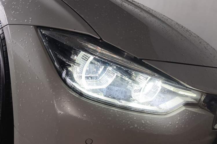 Used BMW 3 Series 2019 320Li Fashion Model Right Front Headlight