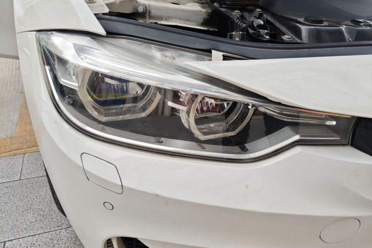 Used BMW 3 Series 2019 320Li M Sport Package Right Front Headlight