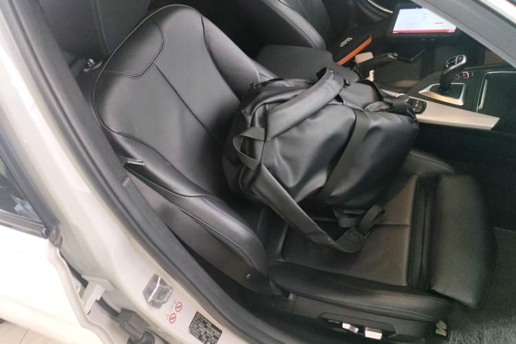 Used BMW 3 Series 2019 320i M Sport Package Right Front Seat
