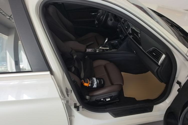 Used BMW 3 Series 2019 320Li Fashion Model Right Front Seat