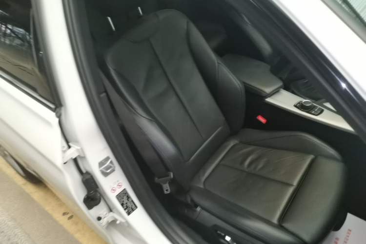 Used BMW 3 Series 2019 320Li M Sport Package Right Front Seat
