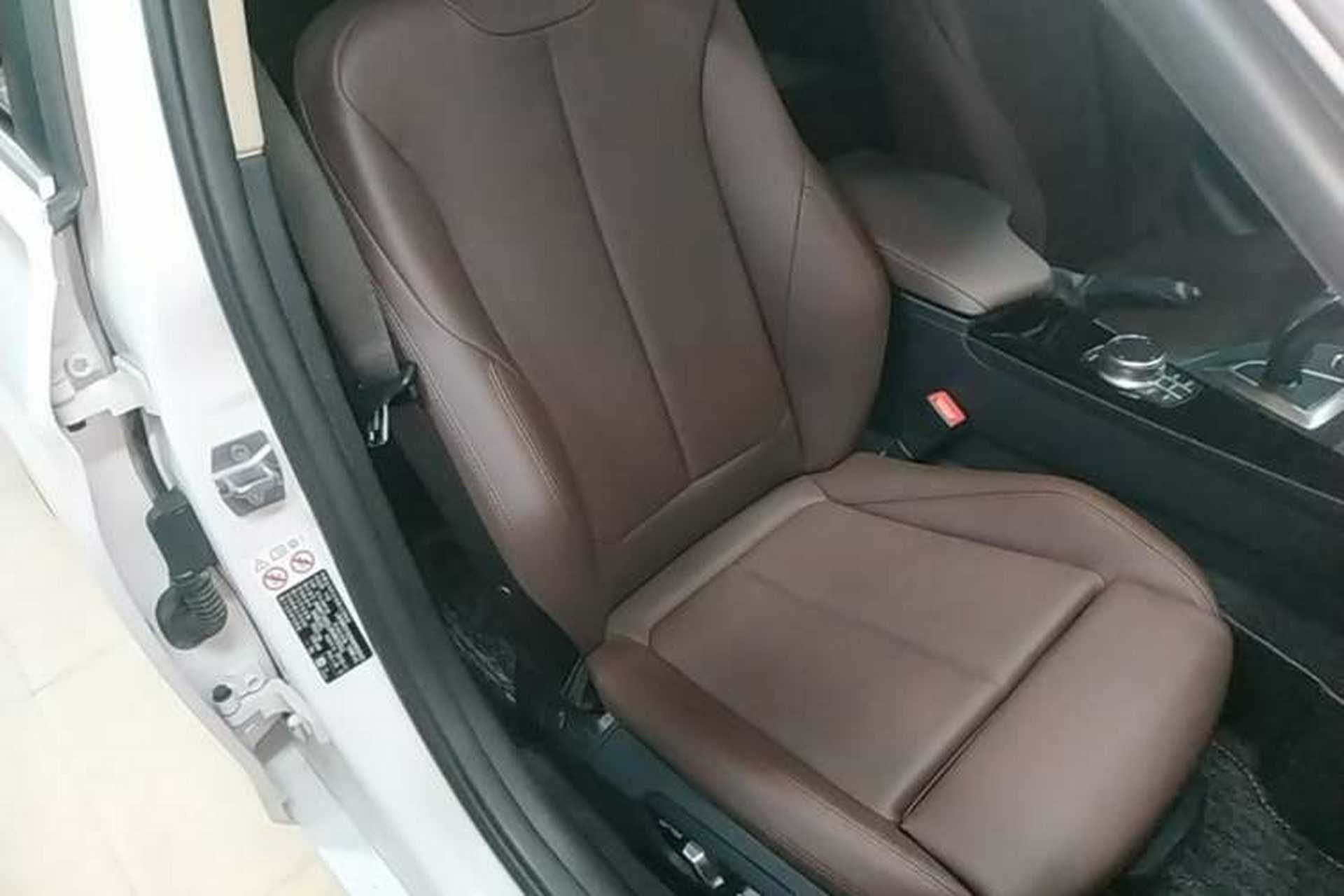 Used BMW 3 Series 2019 320Li Fashion Model Right Front Seat