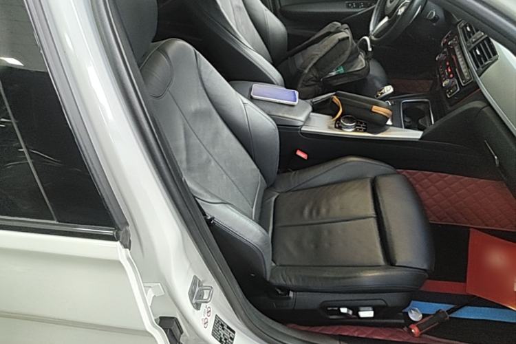 Used BMW 3 Series 2019 320i M Sport Night Edition Right Front Seat