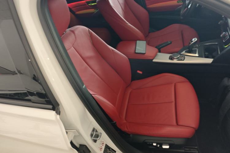 Used BMW 3 Series 2019 320i M Sport Package Right Front Seat