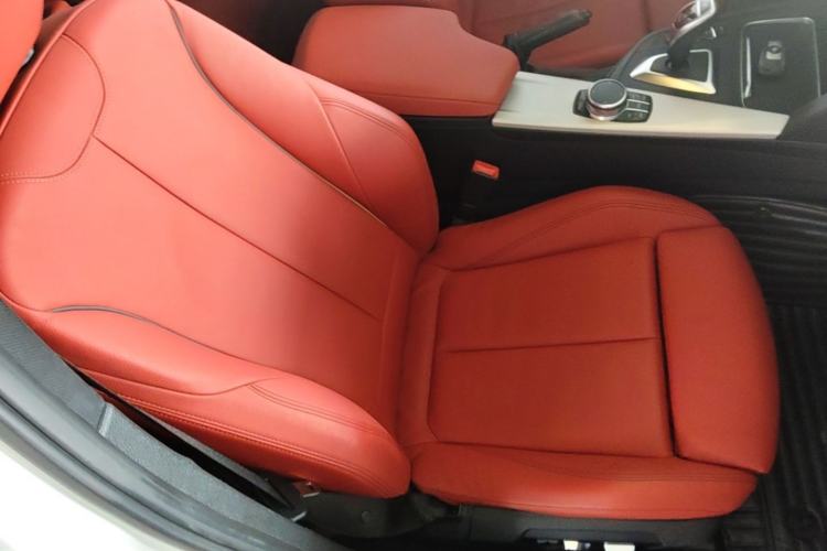 Used BMW 3 Series 2019 320i M Sport Package Right Front Seat