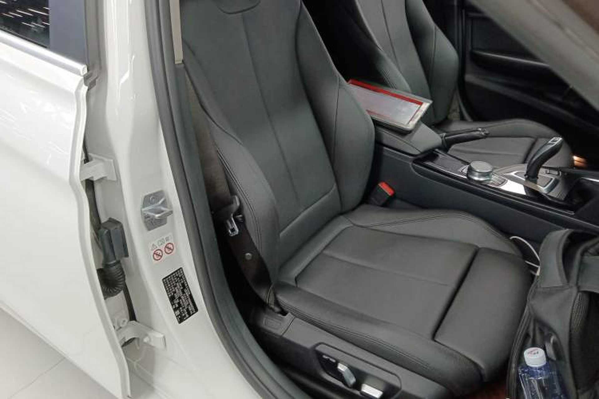 Used BMW 3 Series 2019 320Li Fashion Model Right Front Seat