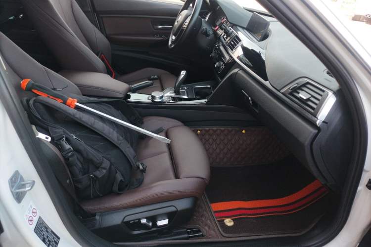 Used BMW 3 Series 2019 320Li Fashion Model Right Front Seat