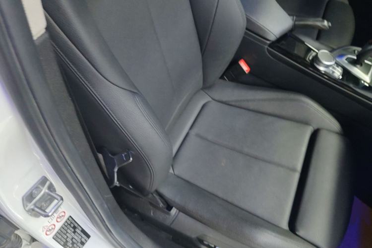 Used BMW 3 Series 2019 320Li M Sport Package Right Front Seat