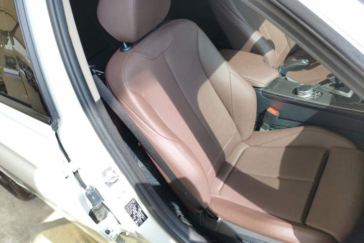 Used BMW 3 Series 2019 320Li M Sport Package Right Front Seat