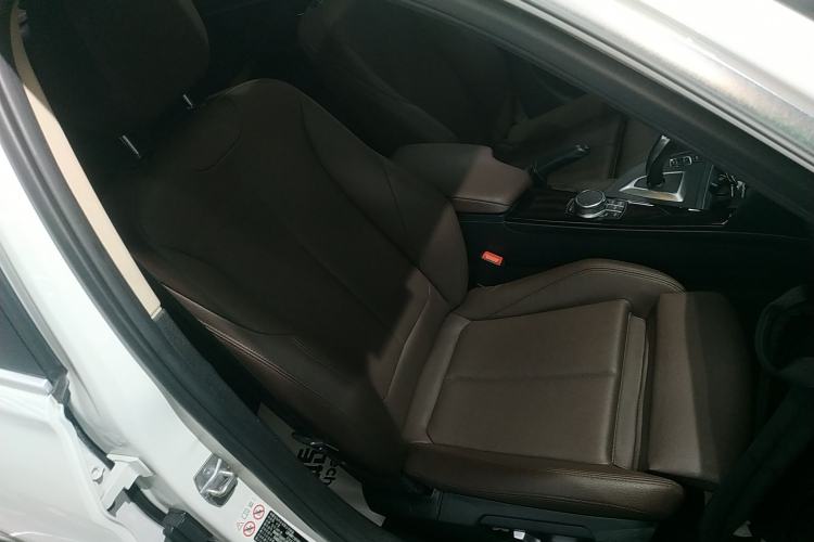 Used BMW 3 Series 2019 320Li xDrive Fashion Model Right Front Seat