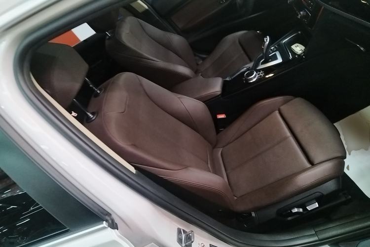 Used BMW 3 Series 2019 320Li Fashion Model Right Front Seat
