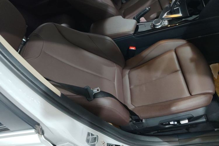 Used BMW 3 Series 2019 320Li xDrive Fashion Model Right Front Seat