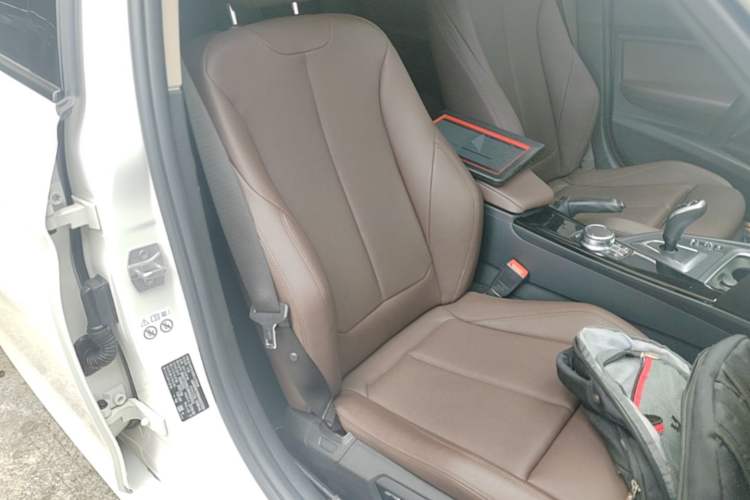 Used BMW 3 Series 2019 320Li M Sport Package Right Front Seat