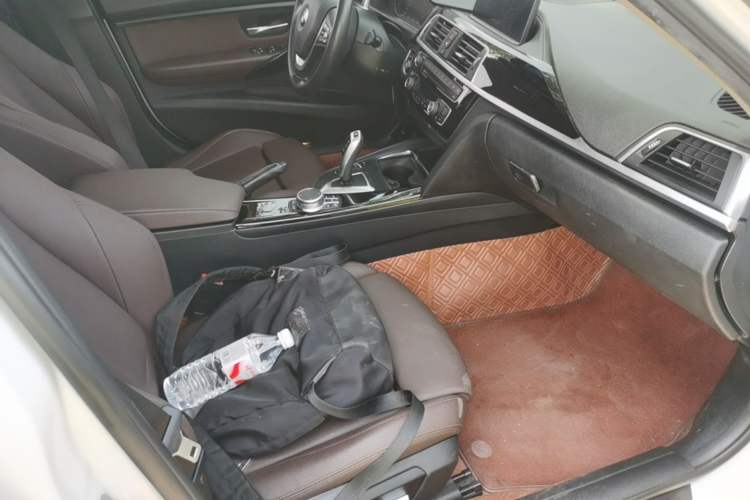 Used BMW 3 Series 2019 320Li Fashion Model Right Front Seat