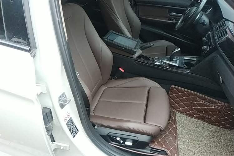 Used BMW 3 Series 2019 320Li M Sport Package Right Front Seat
