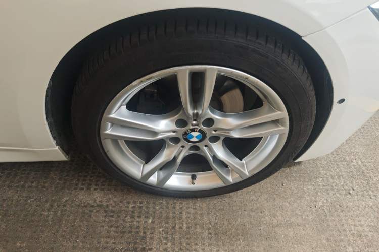 Used BMW 3 Series 2019 320Li M Sport Package Right Front Wheel Hub