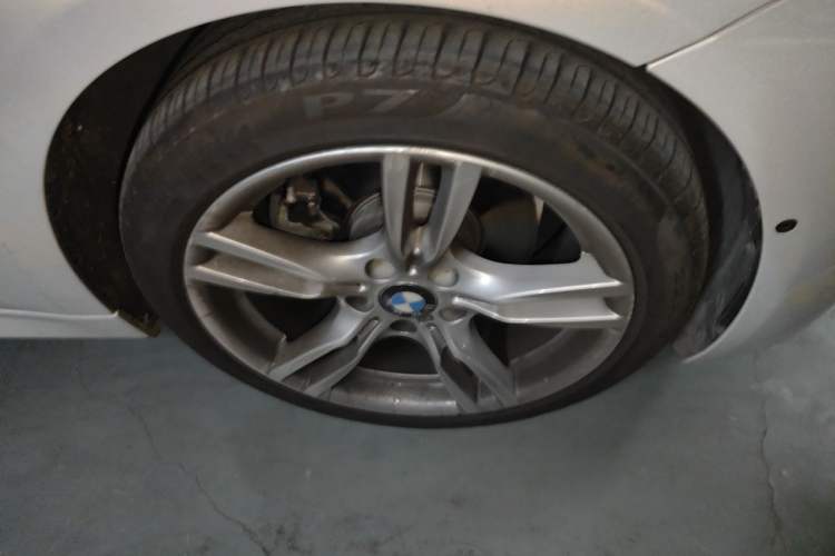 Used BMW 3 Series 2019 320Li M Sport Package Right Front Wheel Hub