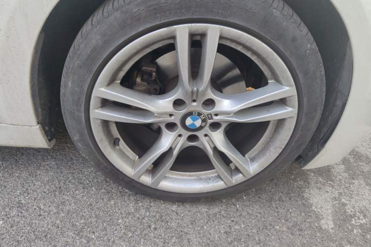 Used BMW 3 Series 2019 320Li M Luxury Package Right Front Wheel Hub