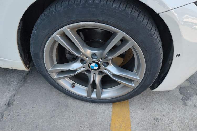 Used BMW 3 Series 2019 320Li M Sport Night Edition Right Front Wheel Hub