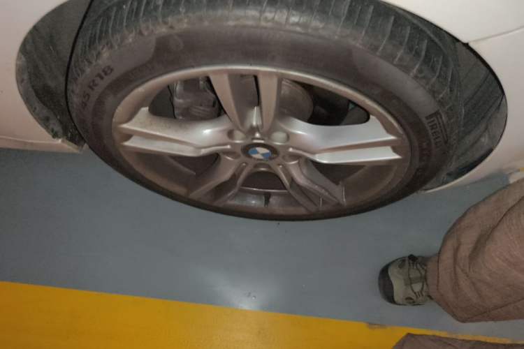 Used BMW 3 Series 2019 320Li M Luxury Package Right Front Wheel Hub