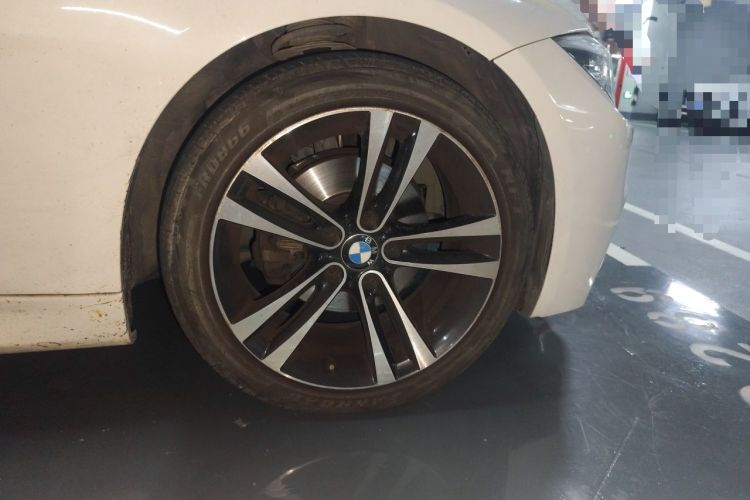 Used BMW 3 Series 2019 320Li M Luxury Package Right Front Wheel Hub