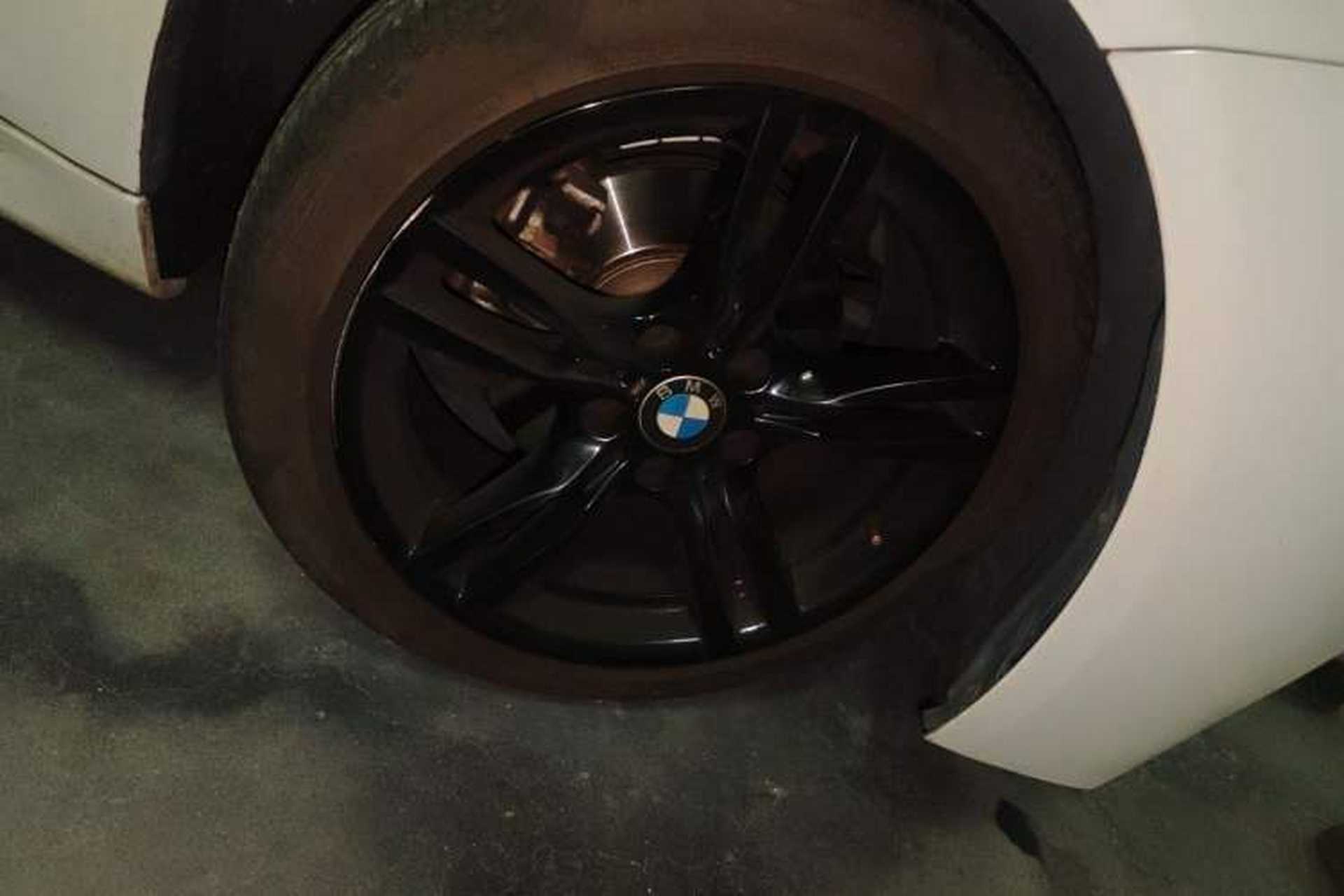 Used BMW 3 Series 2019 320i M Sport Night Edition Right Front Wheel Hub