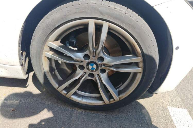 Used BMW 3 Series 2019 320Li M Sport Package Right Front Wheel Hub