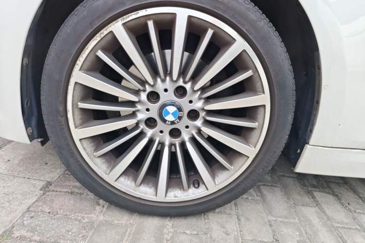 Used BMW 3 Series 2019 320Li Fashion Model Right Front Wheel Hub