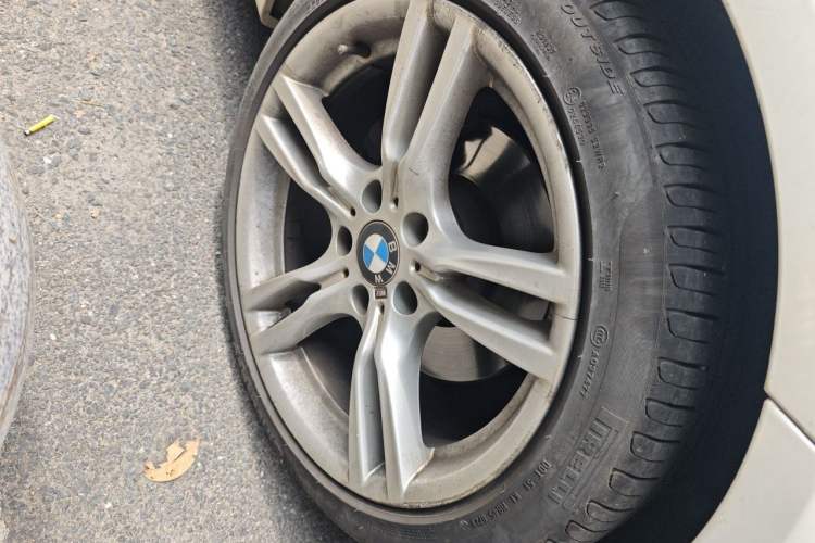 Used BMW 3 Series 2019 320Li M Luxury Package Right Front Wheel Hub