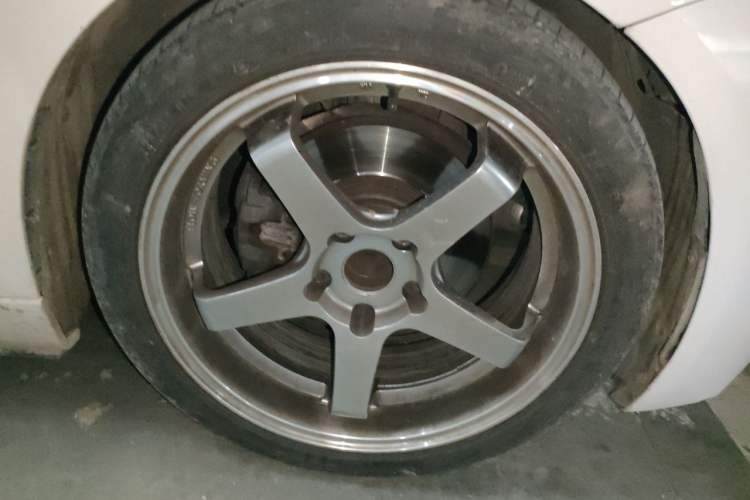 Used BMW 3 Series 2019 320i M Sport Night Edition Right Front Wheel Hub