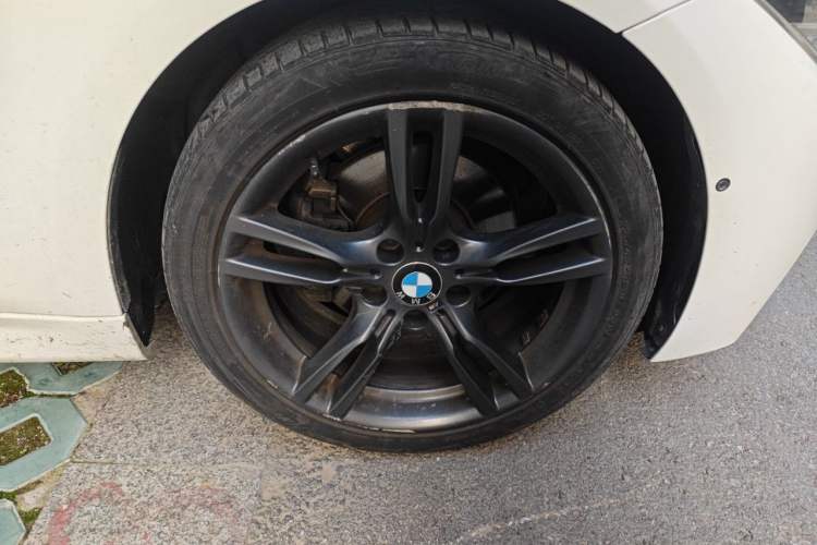 Used BMW 3 Series 2019 320Li M Sport Package Right Front Wheel Hub
