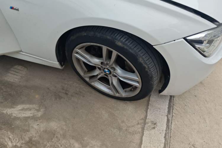 Used BMW 3 Series 2019 320Li M Sport Package Right Front Wheel Hub