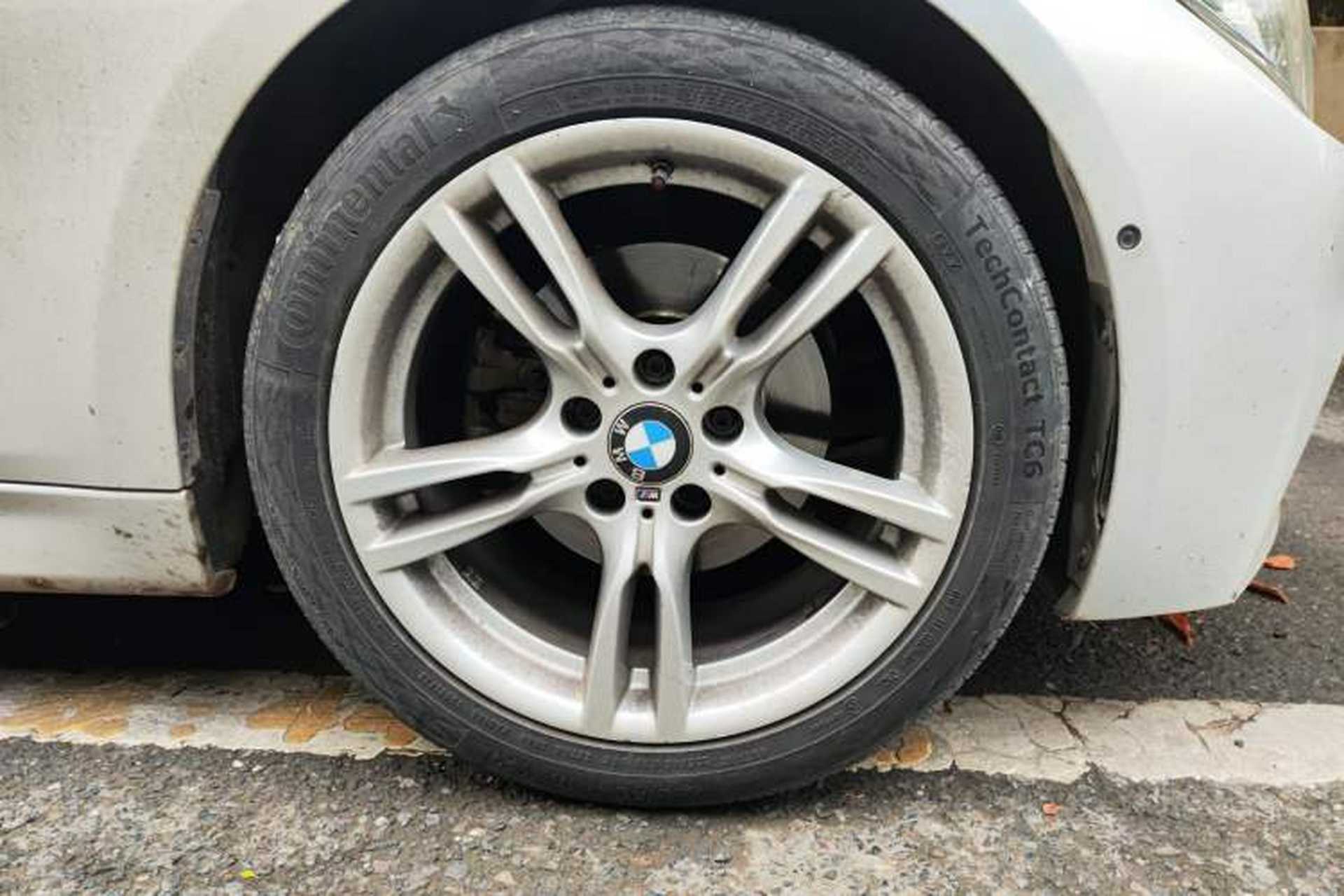 Used BMW 3 Series 2019 320Li M Sport Package Right Front Wheel Hub