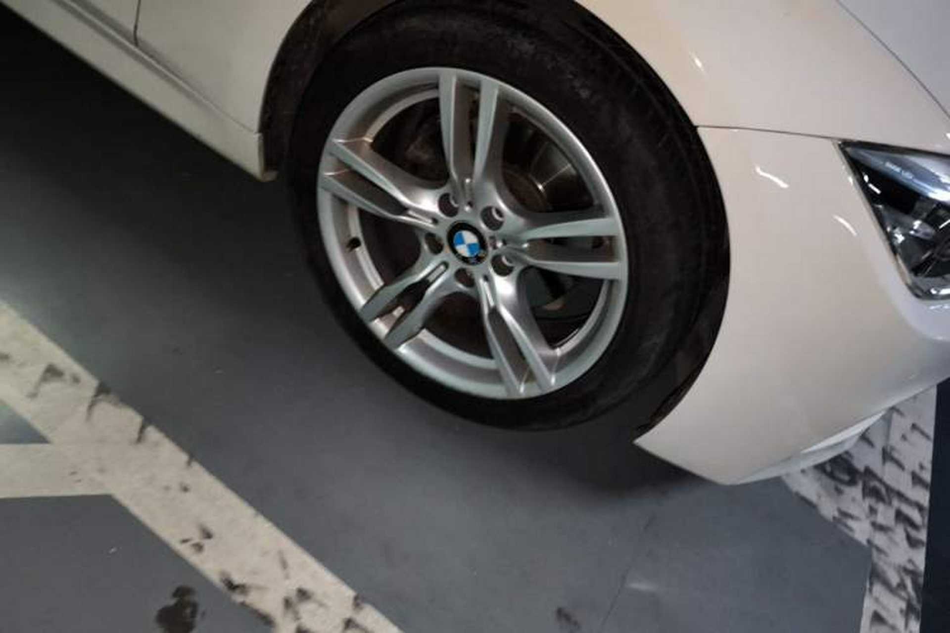 Used BMW 3 Series 2019 320Li M Sport Package Right Front Wheel Hub