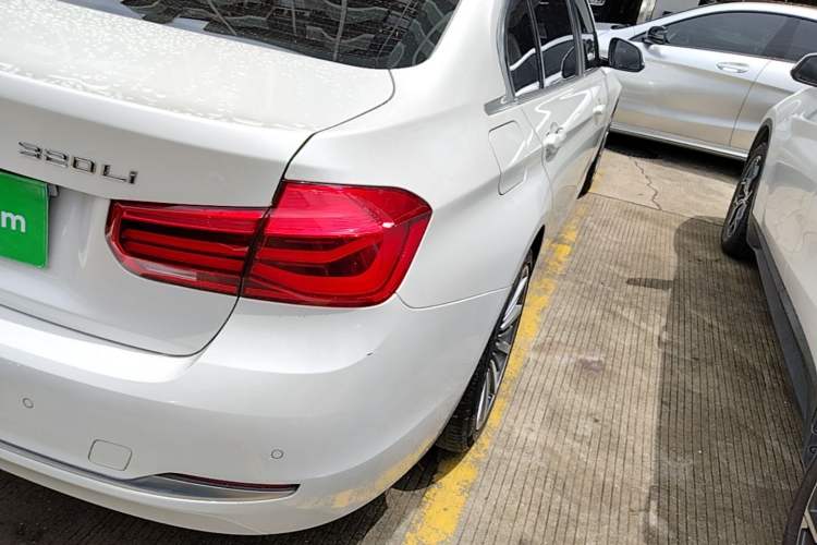 Used BMW 3 Series 2019 320Li Fashion Model Right Rear Taillight