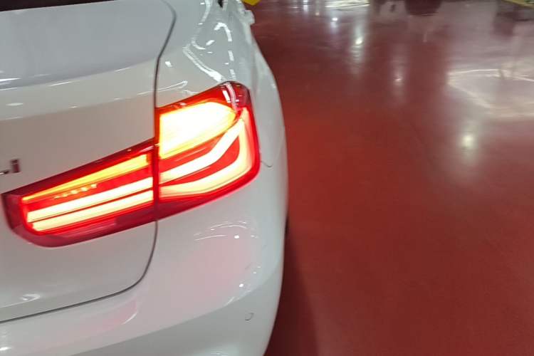 Used BMW 3 Series 2019 320Li M Sport Package Right Rear Taillight