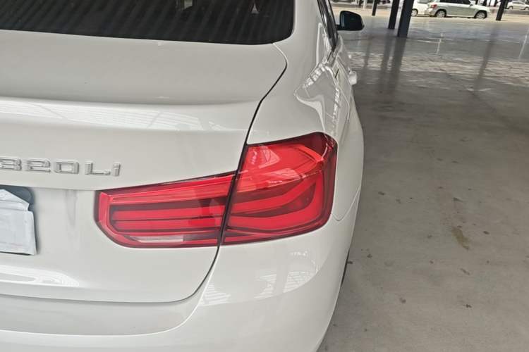 Used BMW 3 Series 2019 320Li Fashion Model Right Rear Taillight