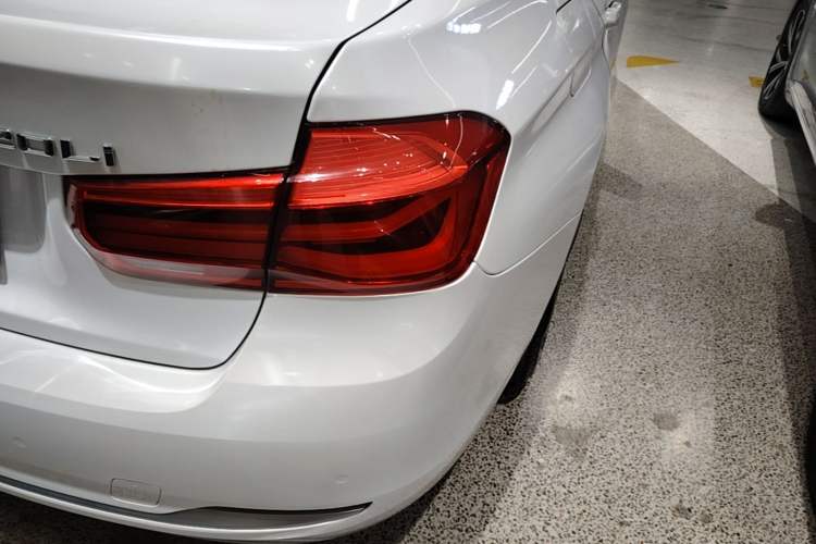 Used BMW 3 Series 2019 320Li Fashion Model Right Rear Taillight