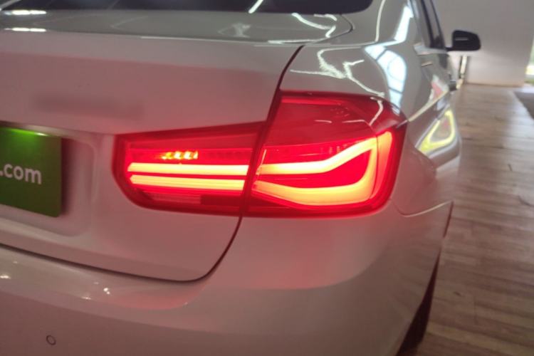 Used BMW 3 Series 2019 320Li Fashion Model Right Rear Taillight