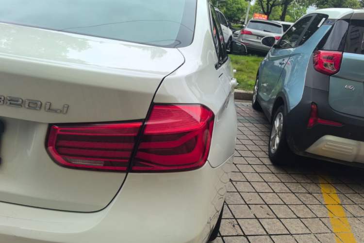 Used BMW 3 Series 2019 320Li M Sport Package Right Rear Taillight