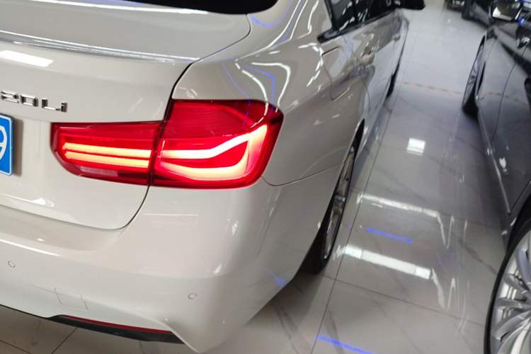 Used BMW 3 Series 2019 320Li M Sport Package Right Rear Taillight