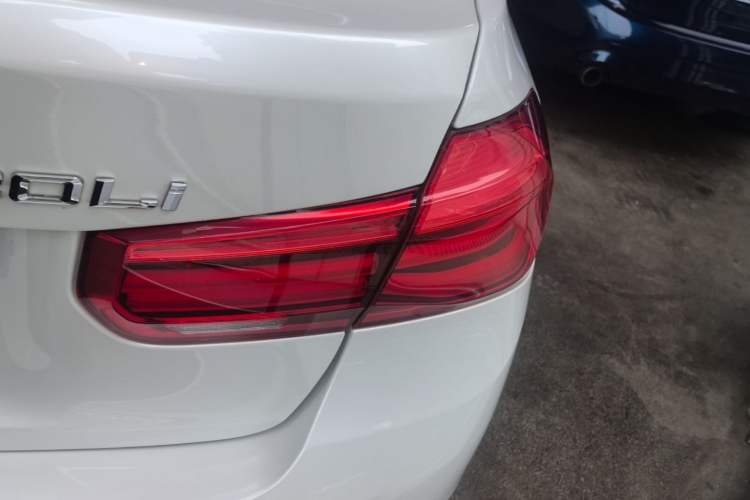 Used BMW 3 Series 2019 320Li Fashion Model Right Rear Taillight
