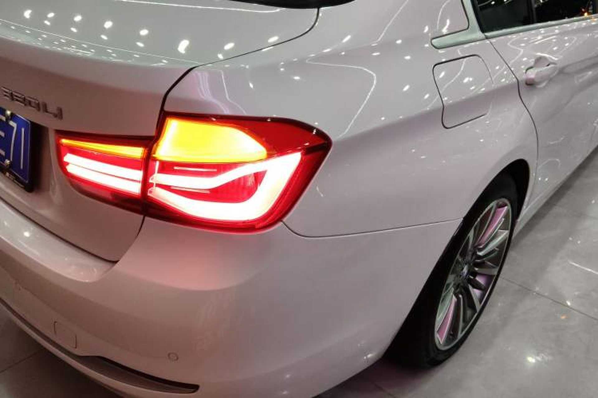 Used BMW 3 Series 2019 320Li Fashion Model Right Rear Taillight
