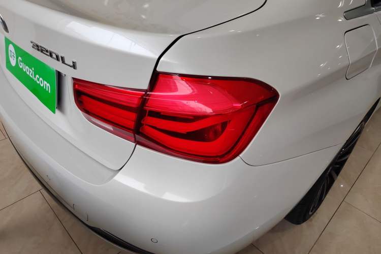 Used BMW 3 Series 2019 320Li Fashion Model Right Rear Taillight