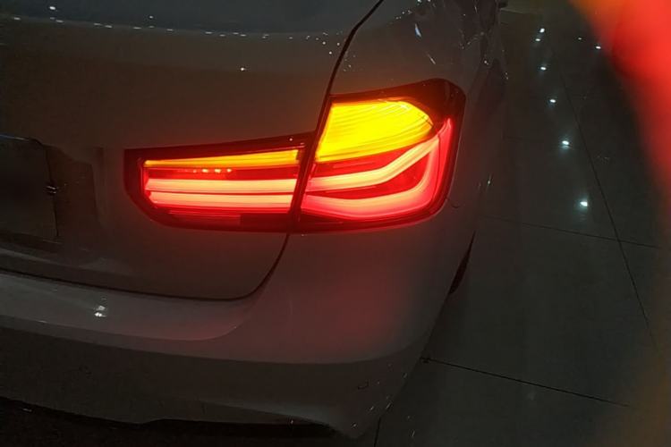 Used BMW 3 Series 2019 320i M Sport Package Right Rear Taillight