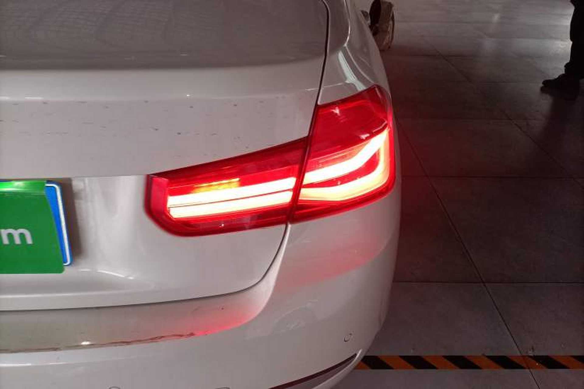 Used BMW 3 Series 2019 320Li Fashion Model Right Rear Taillight