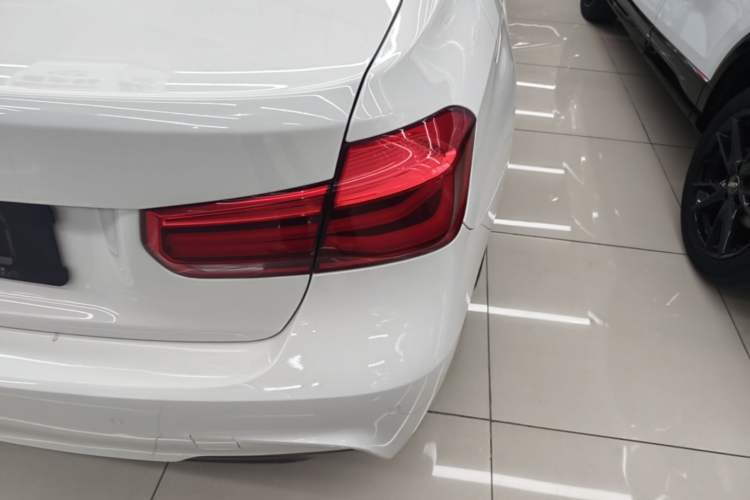 Used BMW 3 Series 2019 320Li M Sport Package Right Rear Taillight